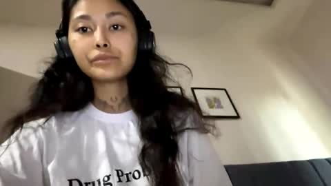 Snapshot of margeryhutmacher chatting on April 2026 10:31:01 AM Sandra online show from April 2026 10:31:01 AM