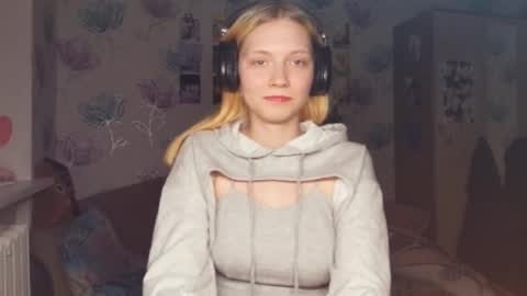 Lea online show from December 2025 01:18:02 PM