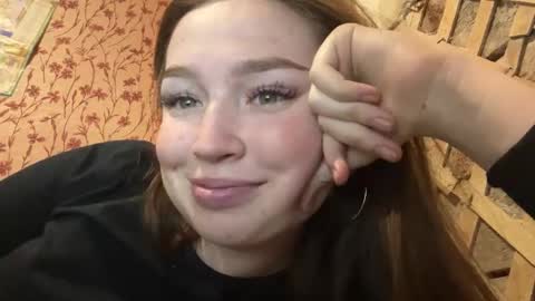 Chloe online show from February 2026 03:01:01 PM