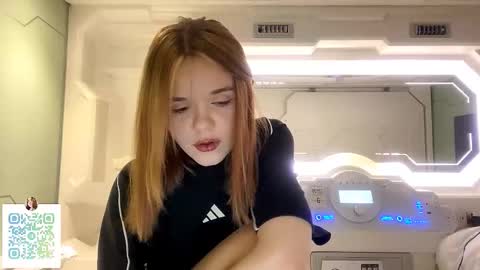 Lina online show from February 2026 09:51:01 PM