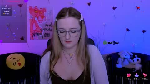 Snapshot of mari_bless chatting on April 2026 08:04:02 PM your dream online show from April 2026 08:04:02 PM