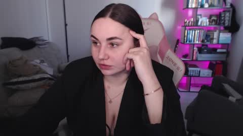 Snapshot of mari_moore7 chatting on March 2026 07:15:01 AM mari moore online show from March 2026 07:15:01 AM