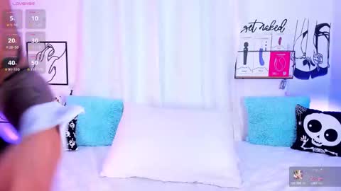 Snapshot of mari_sweett chatting on October 2025 06:13:02 PM Mari Sweett online show from October 2025 06:13:02 PM