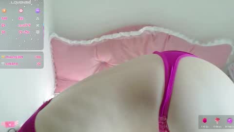 mari_tokyo online show from October 2025 11:17:01 PM