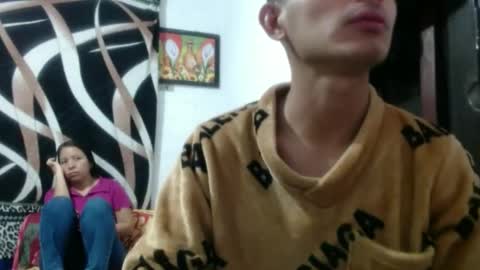 Snapshot of maria_and_angel17 chatting on December 2024 01:15:02 AM Mara and ngel online show from December 2024 01:15:02 AM