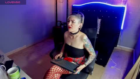 Snapshot of maria_fernandaxxx_ chatting on January 2025 12:58:01 PM Maria fernanda online show from January 2025 12:58:01 PM