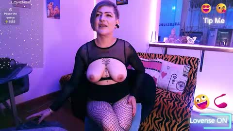Snapshot of maria_fernandaxxx_ chatting on October 2025 08:37:02 PM Maria fernanda online show from October 2025 08:37:02 PM