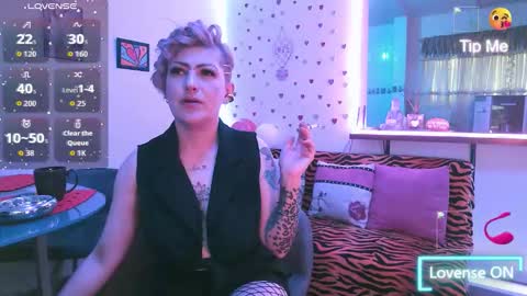 Maria fernanda online show from February 2026 07:01:01 PM