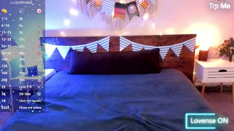 Maria online show from September 2025 04:10:02 PM