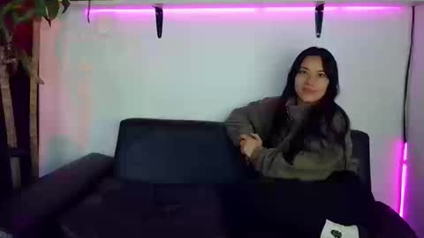 Maria Paula  online show from September 2025 01:21:01 PM