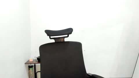 Snapshot of mariacarmi chatting on February 2026 12:11:01 AM mariacarmi online show from February 2026 12:11:01 AM