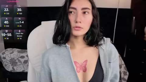 Snapshot of mariagh_ chatting on November 2025 07:14:02 PM Maria online show from November 2025 07:14:02 PM