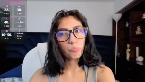 Snapshot of mariagh_ chatting on November 2025 07:12:01 PM Maria online show from November 2025 07:12:01 PM