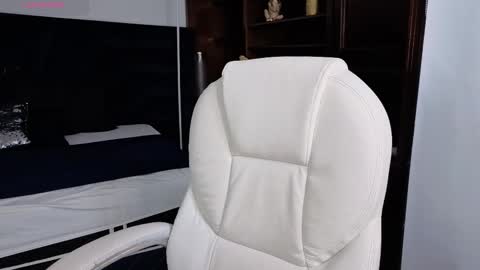 Snapshot of mariagh_ chatting on November 2025 07:12:01 PM Maria online show from November 2025 07:12:01 PM