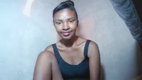 Maria online show from November 2025 02:24:02 AM