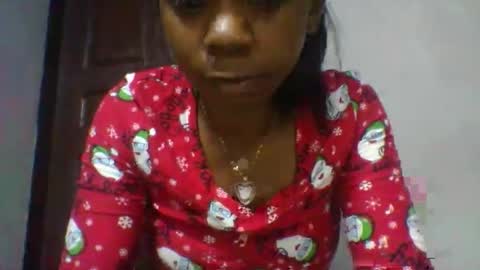 Snapshot of mariah642217 chatting on April 2026 05:16:01 AM mariah642217 online show from April 2026 05:16:01 AM