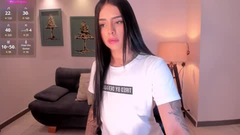 Snapshot of mariaherrera_ chatting on March 2025 05:14:02 PM MARIA HERRERA  online show from March 2025 05:14:02 PM