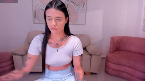 Snapshot of mariaherrera_ chatting on September 2025 08:21:01 PM MARIA HERRERA  online show from September 2025 08:21:01 PM