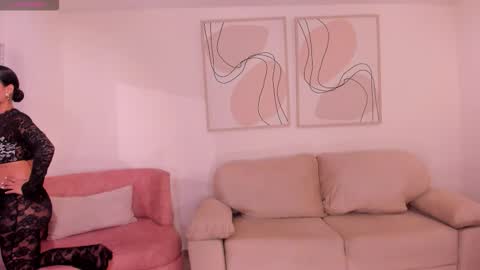 Snapshot of mariaherrera_ chatting on November 2025 09:47:01 PM MARIA HERRERA online show from November 2025 09:47:01 PM