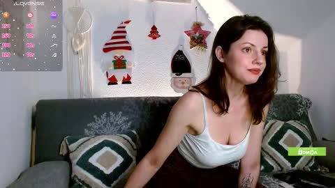 Maria online show from December 2025 09:09:01 PM