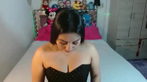 Mariajose online show from December 2025 11:49:02 AM