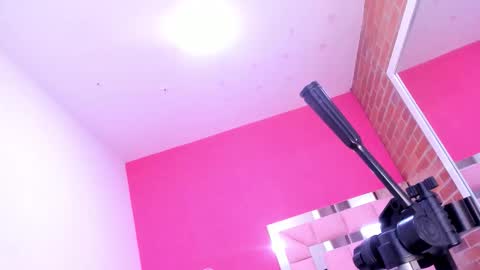 Snapshot of mariam_hott69 chatting on December 2025 02:48:01 PM Mariam online show from December 2025 02:48:01 PM