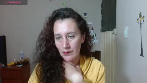 Snapshot of mariam_wish1 chatting on May 2026 06:13:01 PM mariam_wish1 online show from May 2026 06:13:01 PM