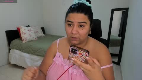 Snapshot of mariamcastillo chatting on June 2026 08:10:02 PM Mariam Castiblanco online show from June 2026 08:10:02 PM