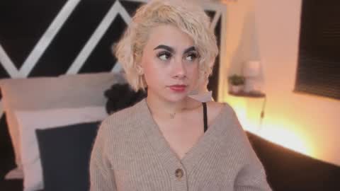 Marian online show from December 2025 02:39:02 AM