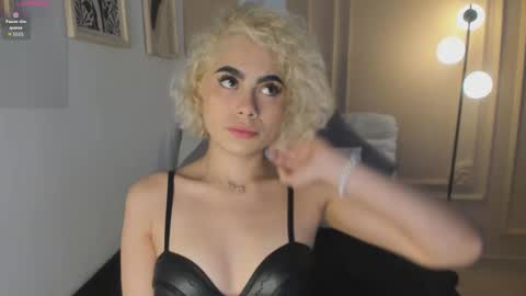 Marian online show from February 2026 07:01:02 PM