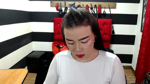 Marian online show from February 2025 02:55:01 AM