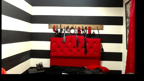 Marian online show from February 2025 08:01:01 AM