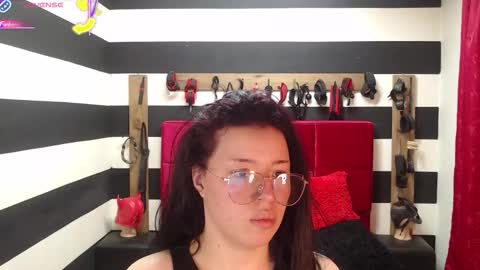 Marian online show from September 2025 02:23:01 AM