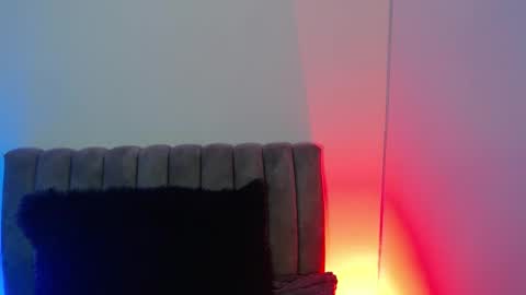 Marian online show from December 2025 02:21:01 AM