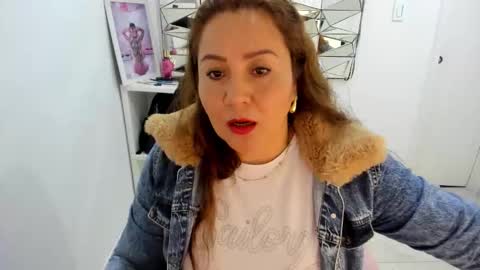 mariana01_m online show from April 2026 01:27:02 PM