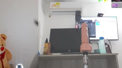 Mariana online show from February 2025 06:39:01 AM