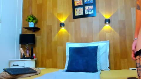 Snapshot of mariana_aangel chatting on February 2025 07:05:01 PM Mariana Angel online show from February 2025 07:05:01 PM
