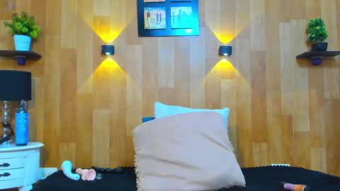 Snapshot of mariana_aangel chatting on March 2025 03:38:02 PM Mariana Angel online show from March 2025 03:38:02 PM
