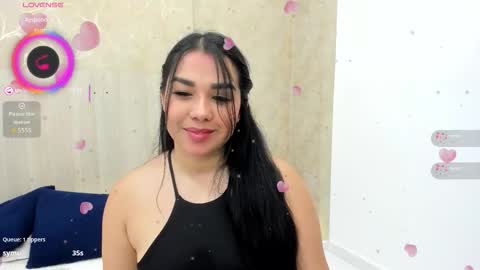 Snapshot of mariana_allen chatting on November 2025 10:09:01 PM Mariana Allen online show from November 2025 10:09:01 PM