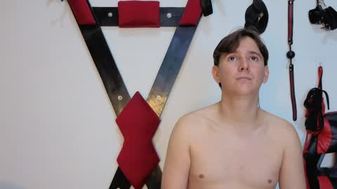 Mariana and Ronny online show from April 2026 09:42:02 PM