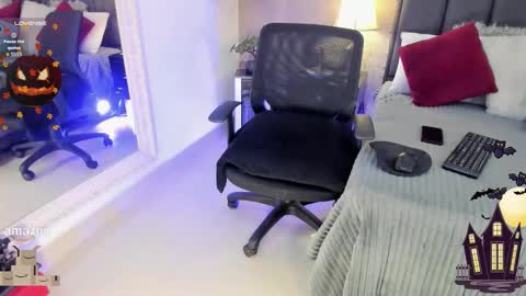 Mar y online show from October 2025 03:03:01 PM