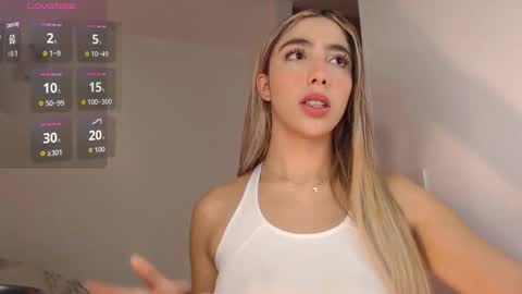 Mariana online show from November 2025 06:31:01 PM