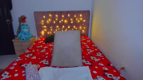 Snapshot of mariana_pervert chatting on December 2024 08:27:01 AM Mariana. online show from December 2024 08:27:01 AM