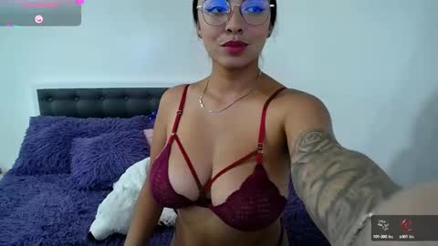 mariana_sara online show from February 2025 09:54:01 PM