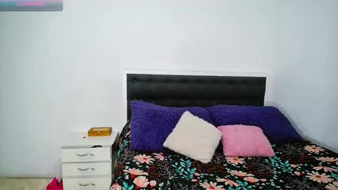 mariana_sara online show from November 2025 11:27:02 PM