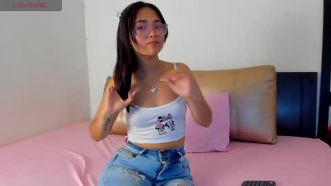 Snapshot of mariana_toress chatting on March 2026 11:31:02 PM Mariana torres online show from March 2026 11:31:02 PM