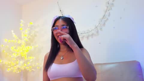 Snapshot of mariana_toress chatting on April 2026 08:44:01 PM Mariana torres online show from April 2026 08:44:01 PM