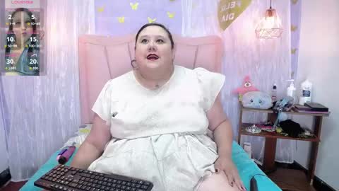 Snapshot of marianabbw30 chatting on April 2026 01:11:02 AM Marianabbw online show from April 2026 01:11:02 AM