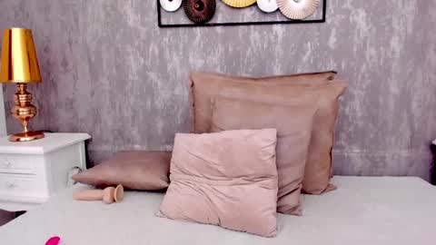 Mariana online show from February 2025 11:03:01 PM