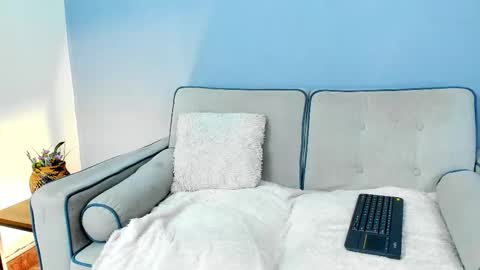 Snapshot of marianavargas20 chatting on October 2025 02:28:02 PM Mariana Vargas online show from October 2025 02:28:02 PM